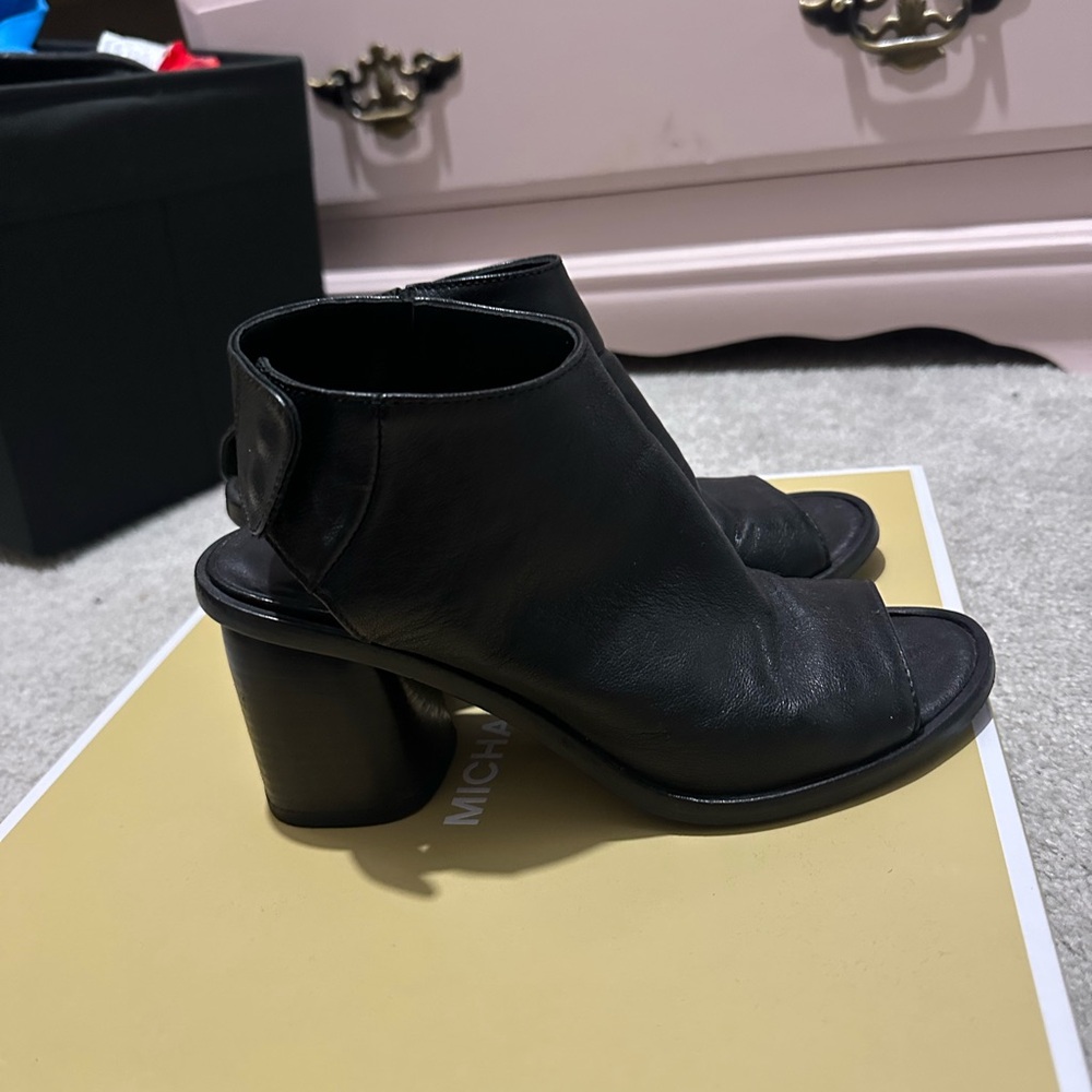 Chic Black Leather Heeled Boots